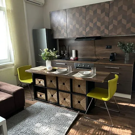 Luxury Next To The Presidental Palace In Center *